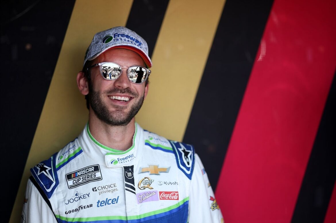 daniel-suarez-trackhouse-chevr.jpg