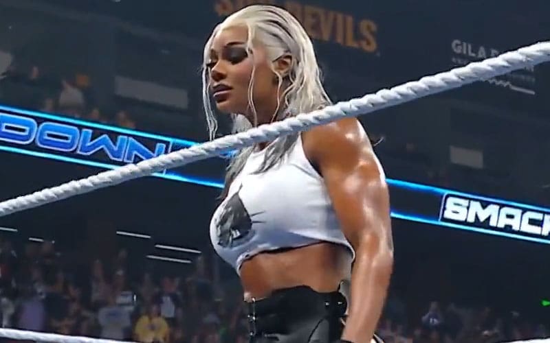 jade-cargill-turns-heel-with-brutal-beatdown-on-tiffany-stratton-during-1024-wwe-smackdown-01.jpg